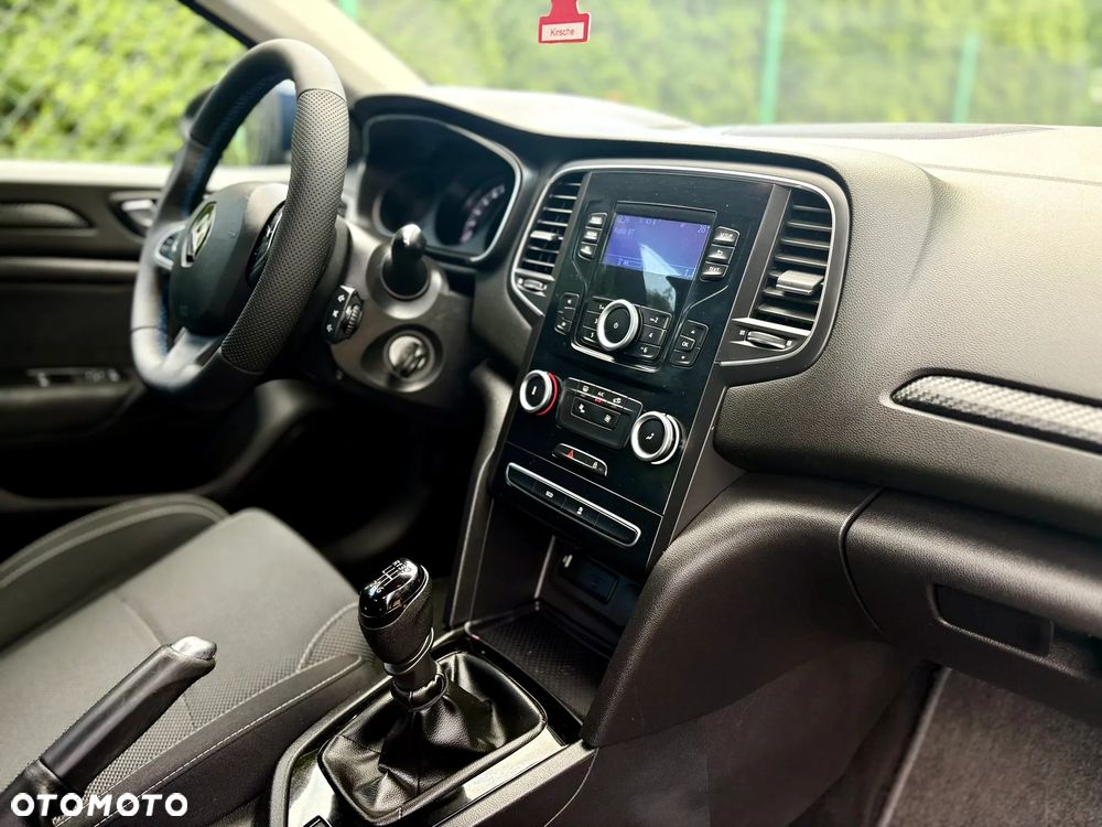 Renault Megane ENERGY TCe 100 LIFE - 8