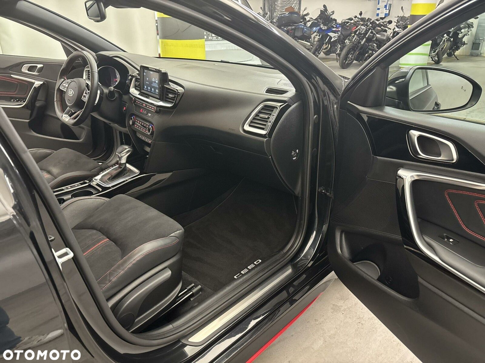 Kia ProCeed 1.6 T-GDI GT DCT - 20