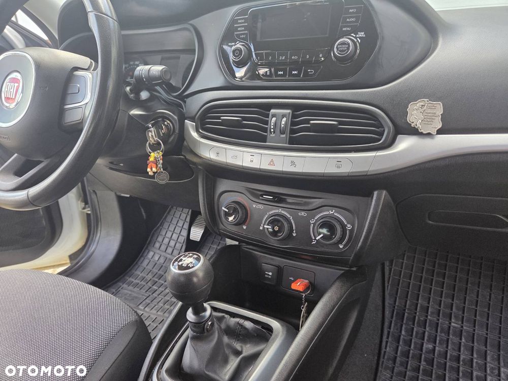 Fiat Tipo 1.4 16V Pop - 11