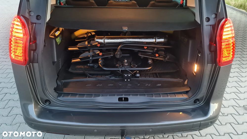 Peugeot 5008 1.6 THP Premium + - 31