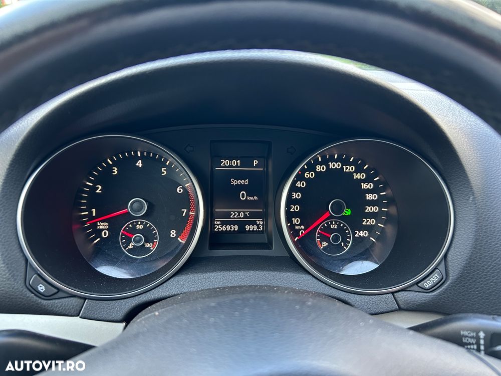 Volkswagen Golf - 15