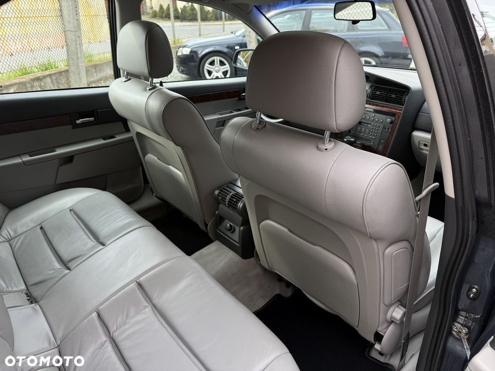 Opel Omega 3.0 Executive - 22