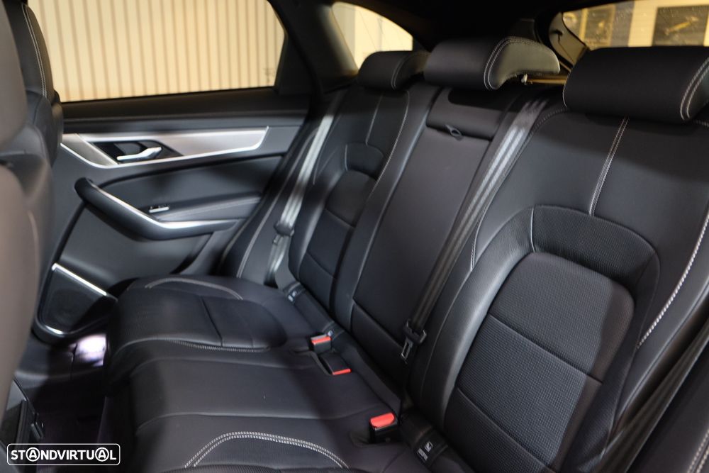 Jaguar F-Pace 2.0 P400e AWD R-Dynamic S - 11