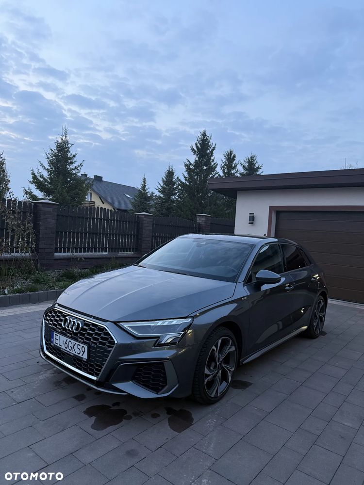Audi A3 Sportback - 2