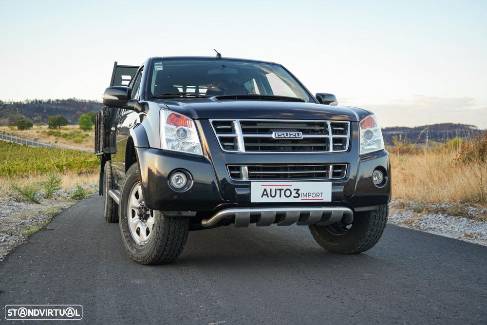 Isuzu D-Max 4x4 Cabine Dupla Custom - 1
