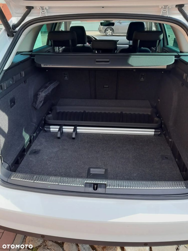 Skoda Superb 1.5 TSI mHEV DSG Selection - 24