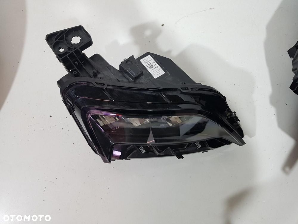 RENAULT V 5 E-TECH 24- LAMPA PRZÓD PRZEDNIA PRAWA LED 260104669R EU ORYGIN - 2