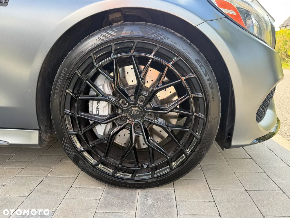 Mercedes-Benz Klasa C AMG 43 4-Matic - 20