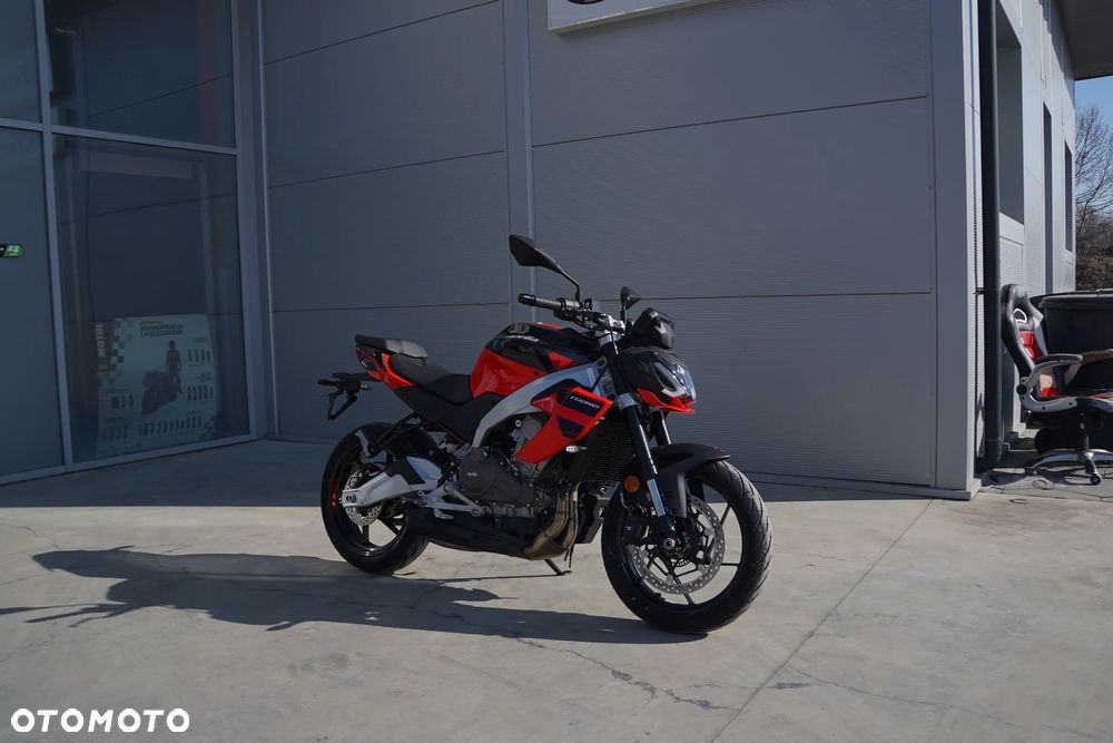 Aprilia Tuono - 11