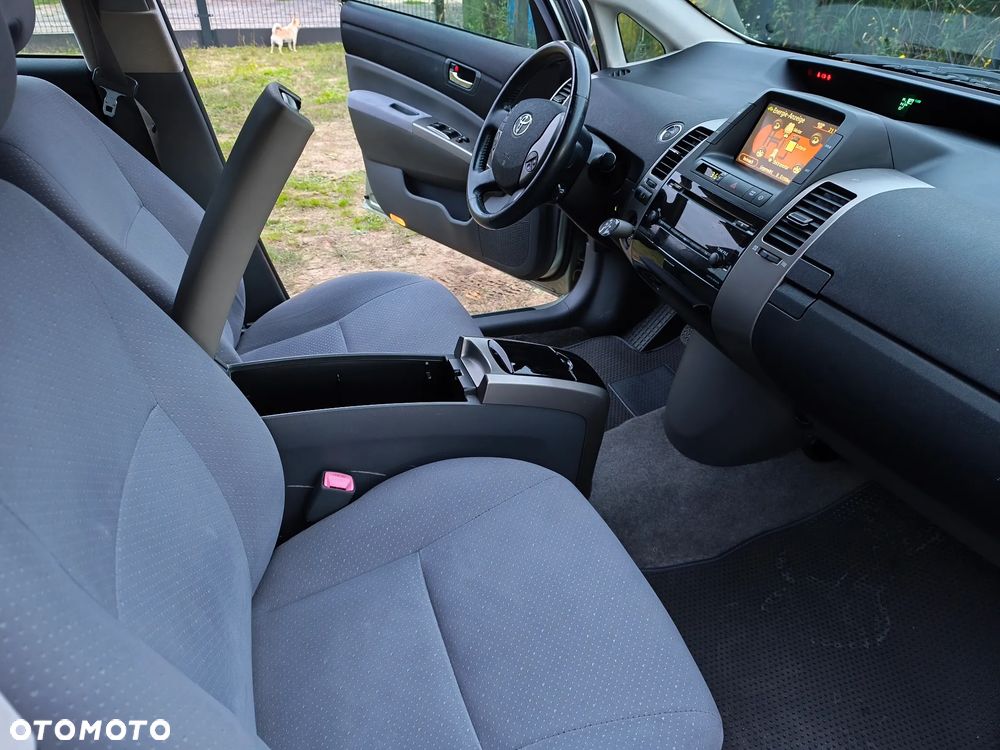 Toyota Prius 1.5 VVT-i Sol - 15