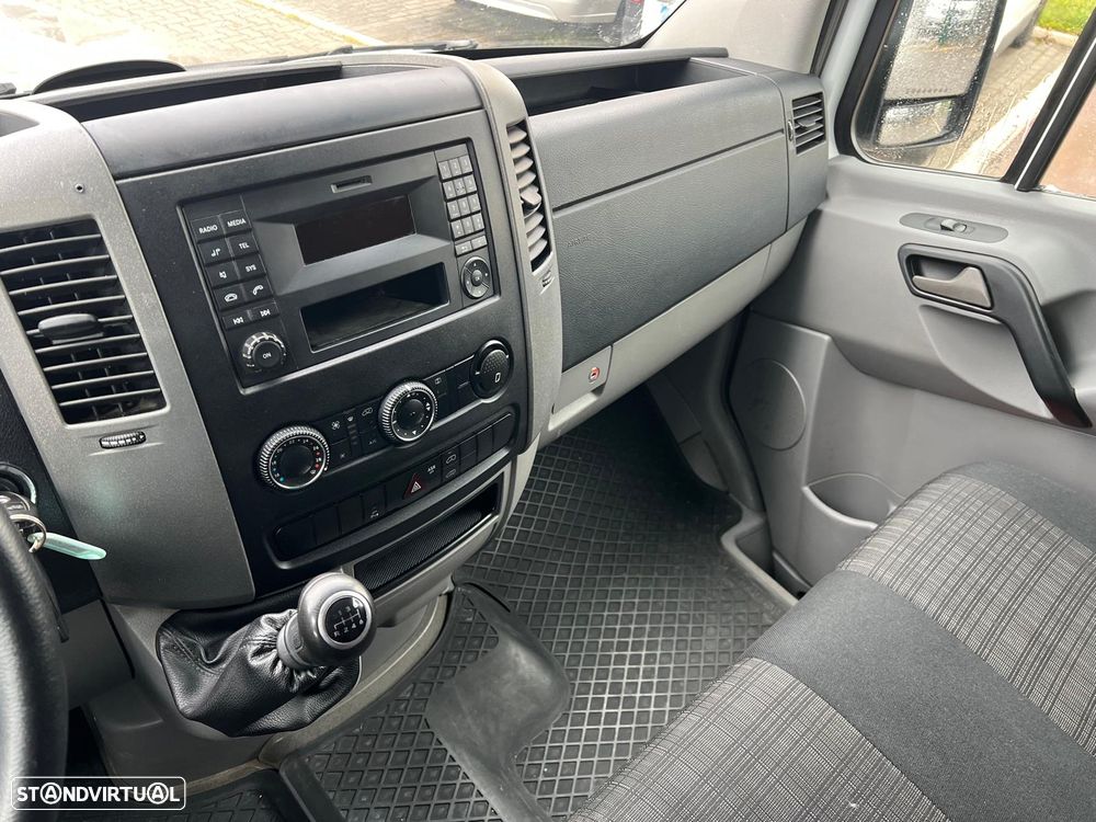 Mercedes-Benz Sprinter 216 CDI L2H2 / AC - 18