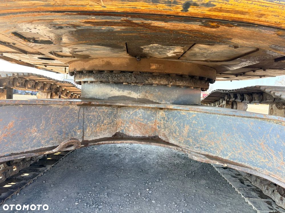 Kobelco NEW HOLLAND KOBELCO E235SR-1ES - 25