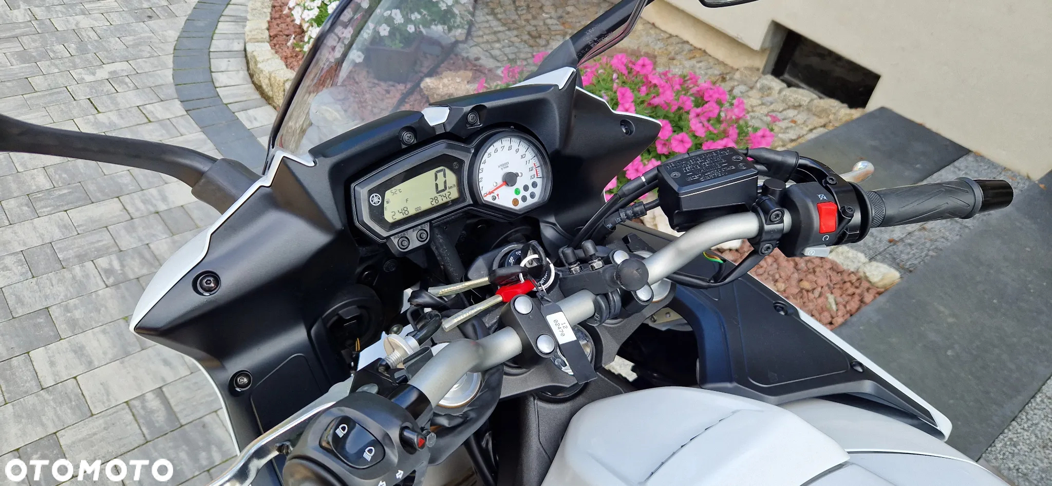 Yamaha FZ - 20