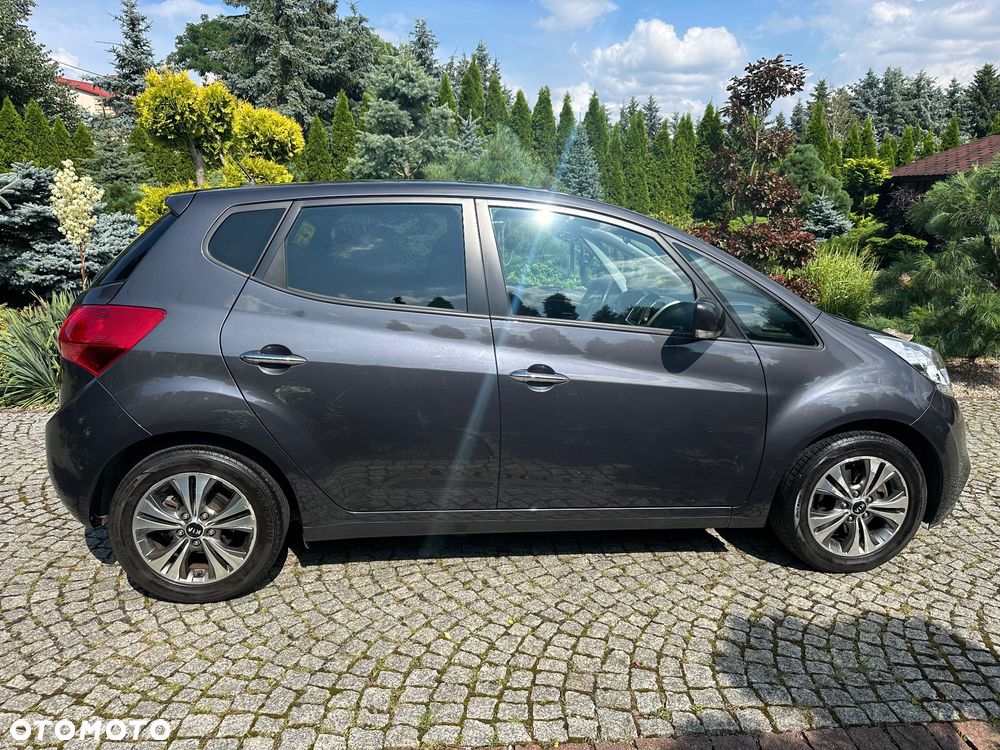 Kia Venga - 9