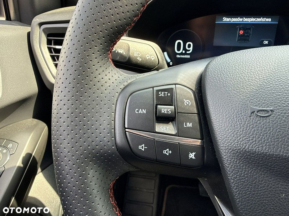 Ford Focus - 13