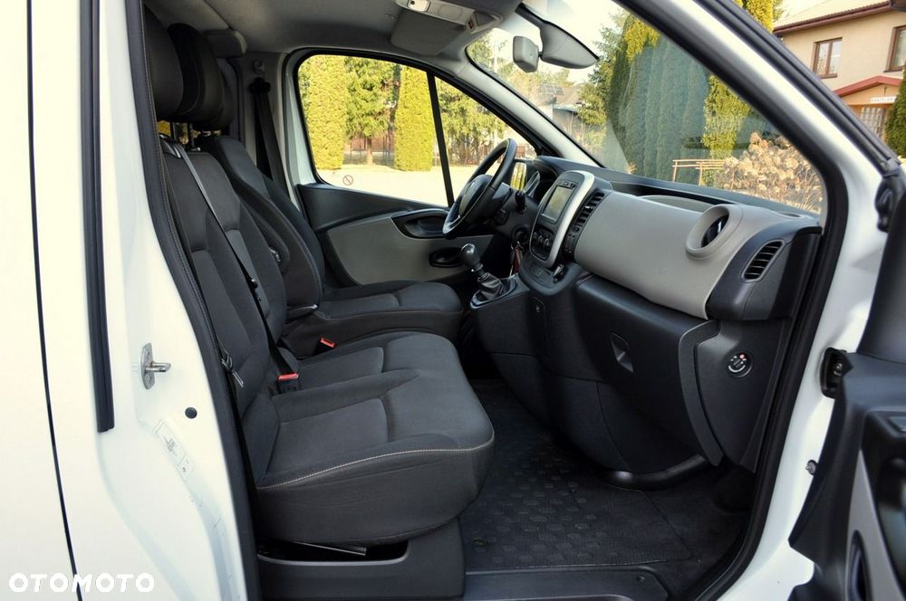 Renault Trafic - 18