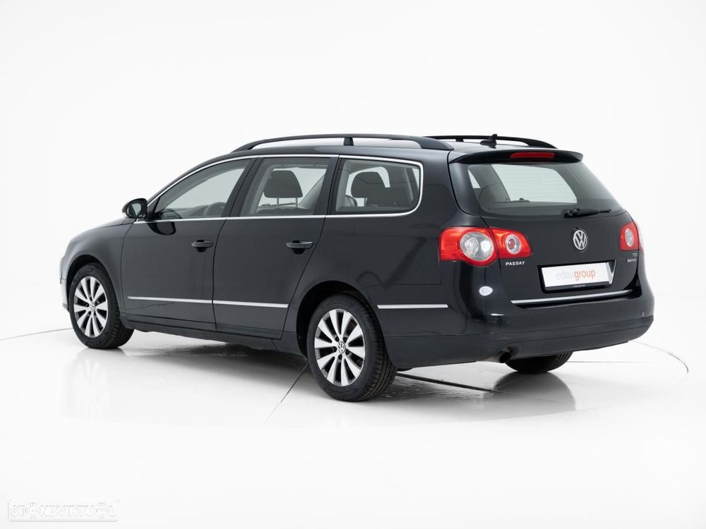 VW Passat Variant - 4