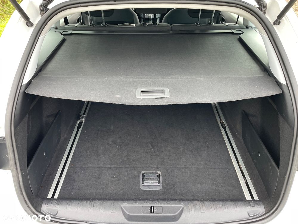 Peugeot 308 SW 1.5 BlueHDi Allure Pack S&S EAT8 - 13