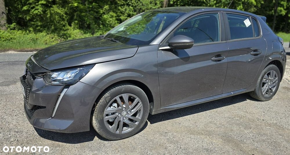 Peugeot 208 - 12
