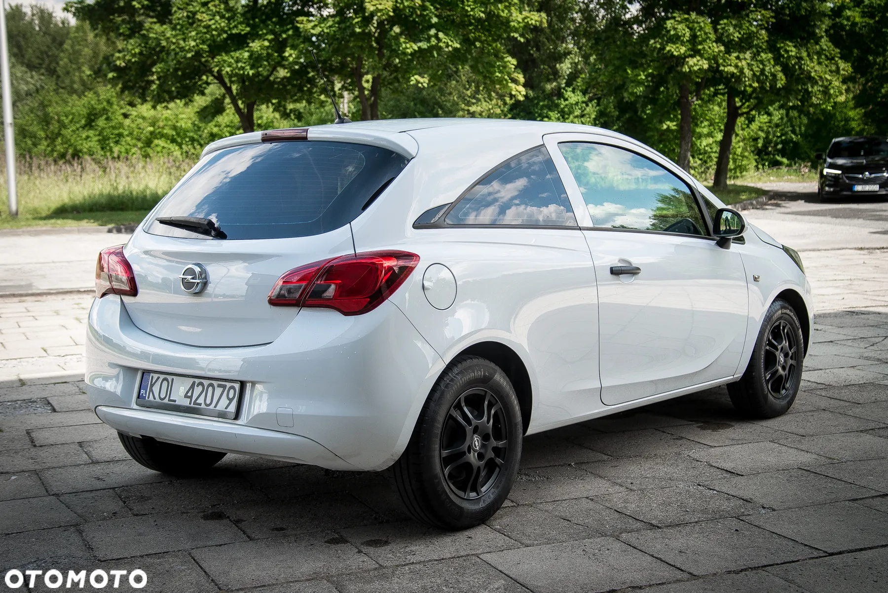 Opel Corsa 1.2 Enjoy - 2