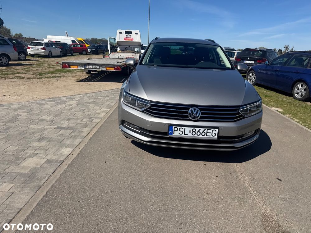 Volkswagen Passat 2.0 TDI SCR DSG Trendline - 1
