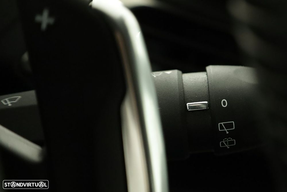 Peugeot 5008 1.2 PureTech Allure Pack EAT8 - 19