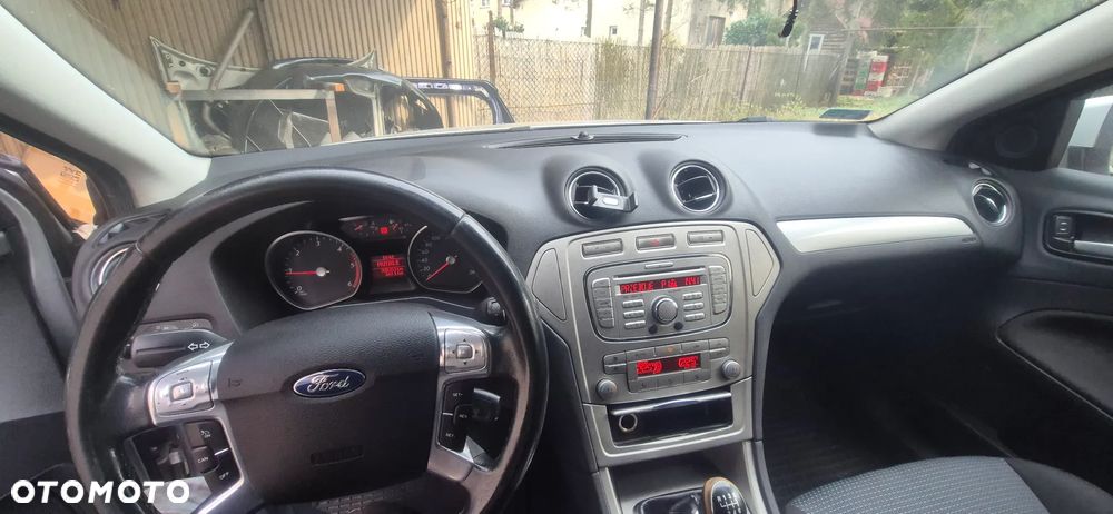 Ford Mondeo 1.8 TDCi Ghia X - 8