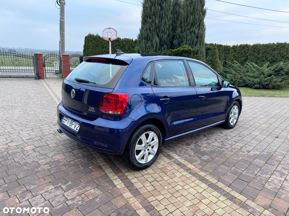 Volkswagen Polo 1.6 TDI DPF BlueMot Highline - 2