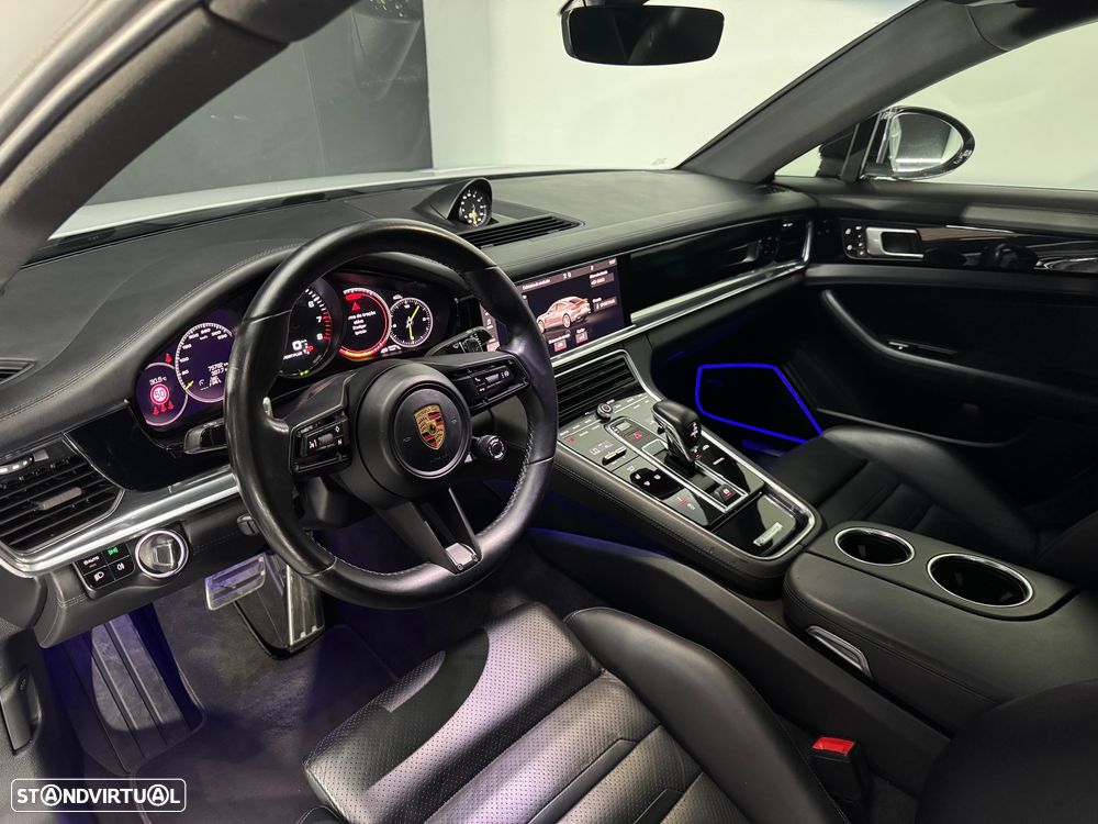 Porsche Panamera 4S E-Hybrid - 9