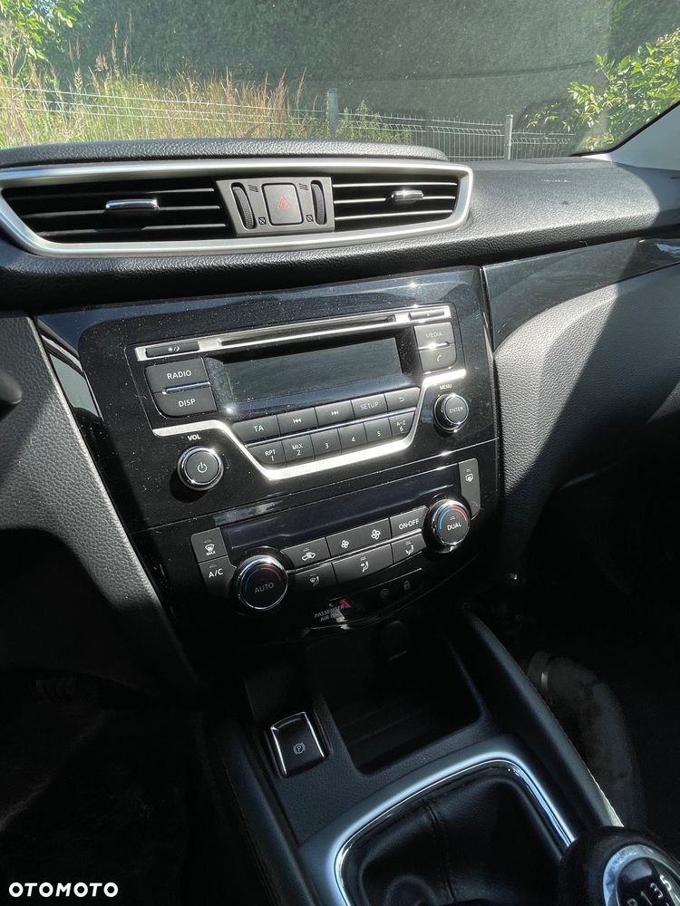 Nissan Qashqai 1.2 DIG-T Tekna EU6 - 11