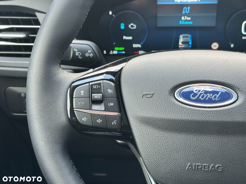 Ford Kuga - 15