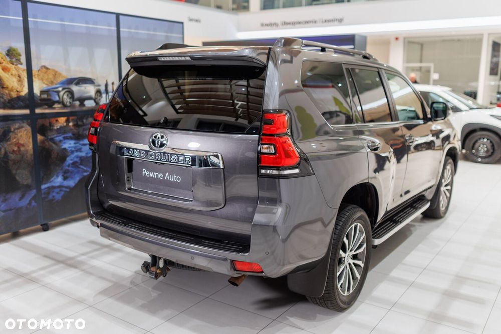 Toyota Land Cruiser - 6