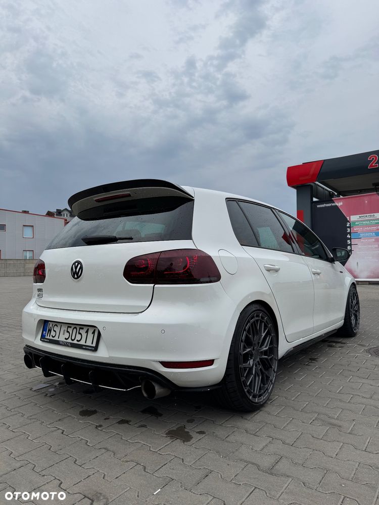Volkswagen Golf 2.0 TSI GTI - 9
