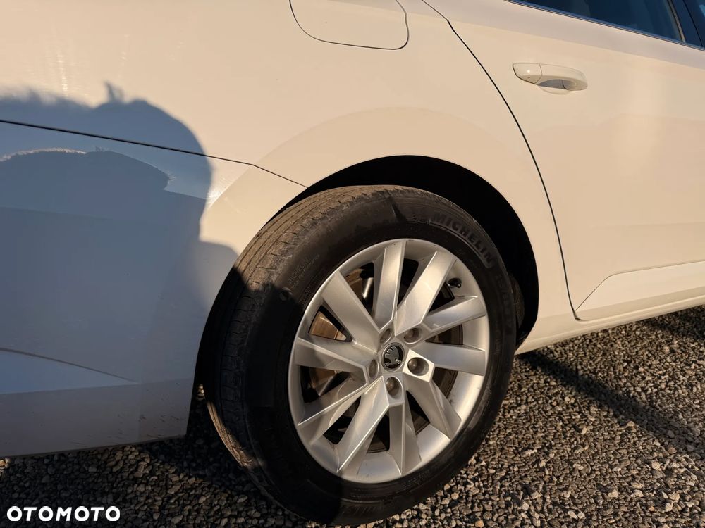 Skoda Superb 1.5 TSI Ambition DSG - 10