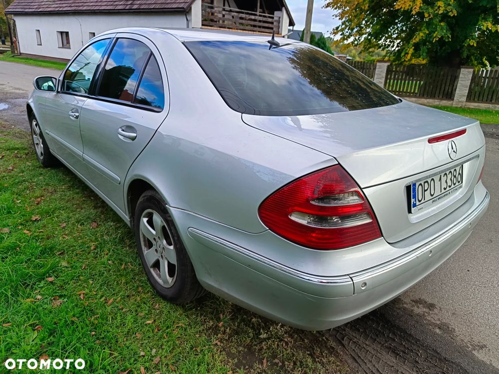 Mercedes-Benz Klasa E - 7