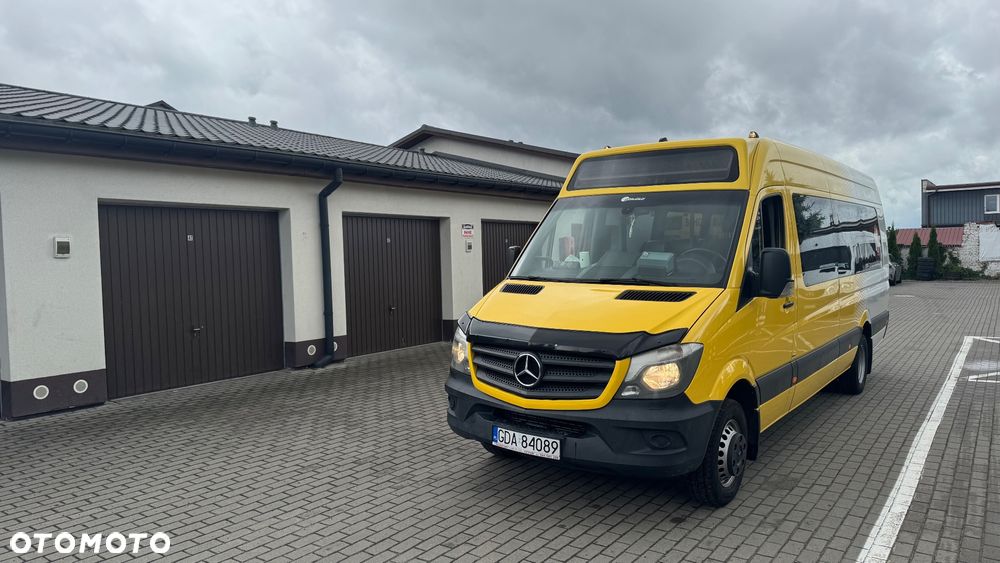 Mercedes-Benz Sprinter - 2