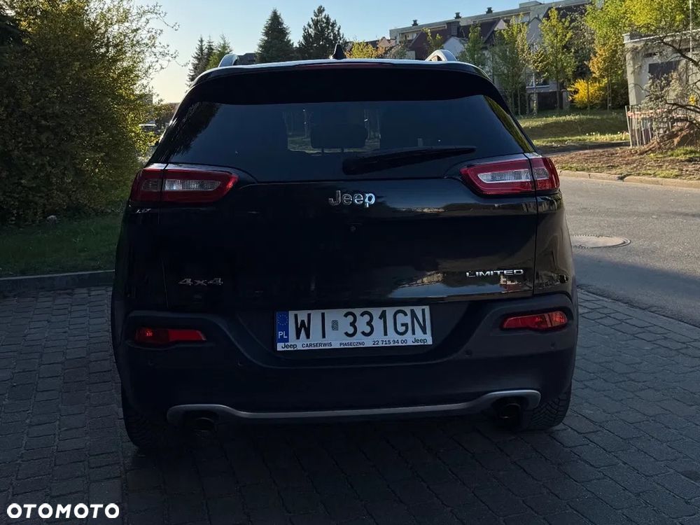 Jeep Cherokee - 8