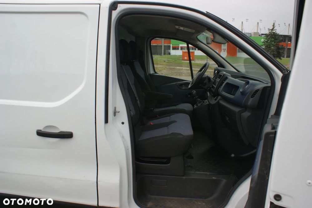 Opel Vivaro - 23