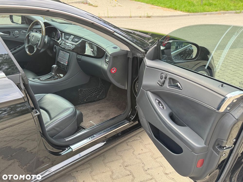 Mercedes-Benz CLS - 8