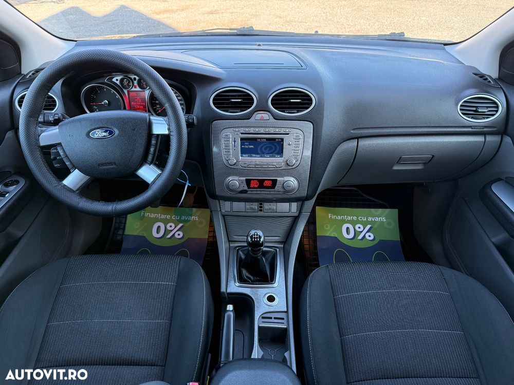 Ford Focus 1.6 16V Titanium - 5
