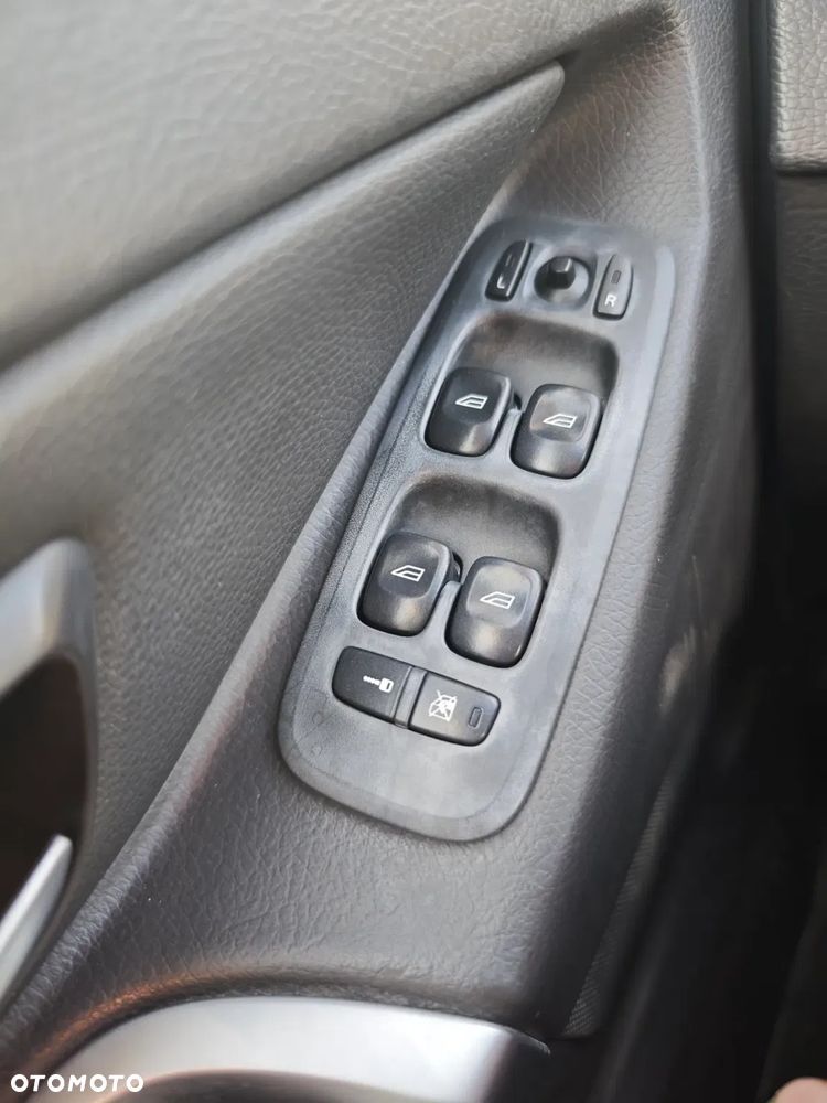 Volvo XC 90 2.4D Momentum - 10