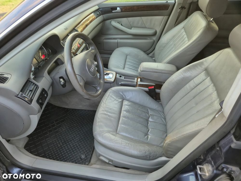 Audi A6 Avant 2.4 Multitronic - 13