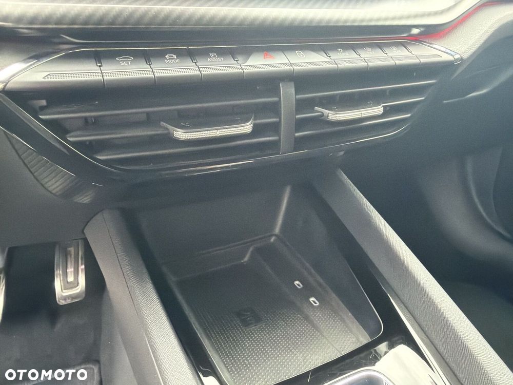 Skoda Octavia 2.0 TDI RS DSG - 27