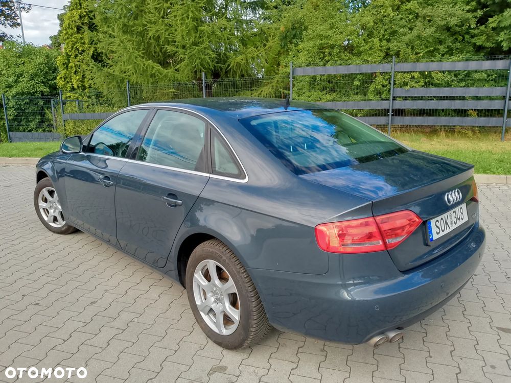 Audi A4 Limousine 2.0 TDI DPF Ambiente - 9
