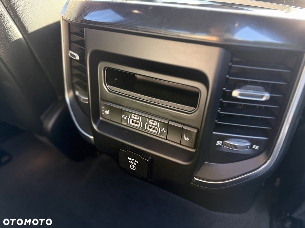 RAM 1500 Crew Cab Laramie - 26