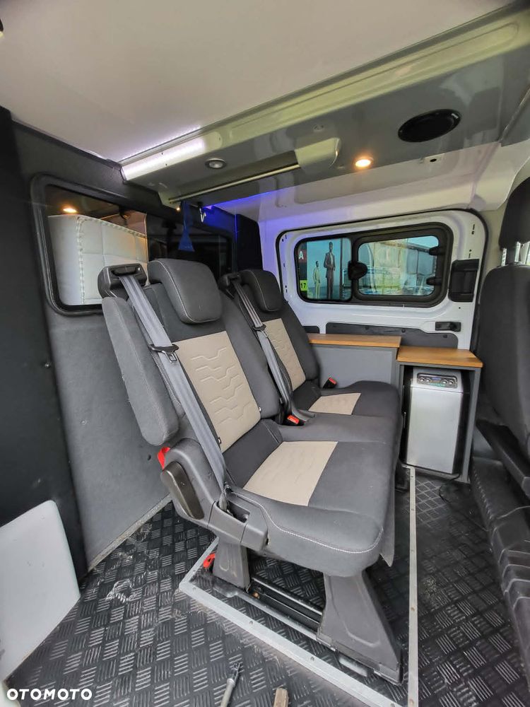 Ford E-Transit Custom - 17