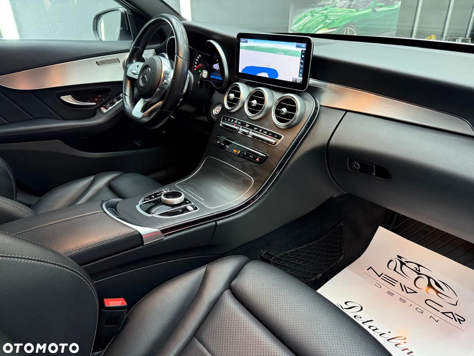 Mercedes-Benz Klasa C 300 de T 9G-TRONIC AMG Line - 37