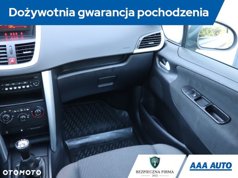 Peugeot 207 - 10