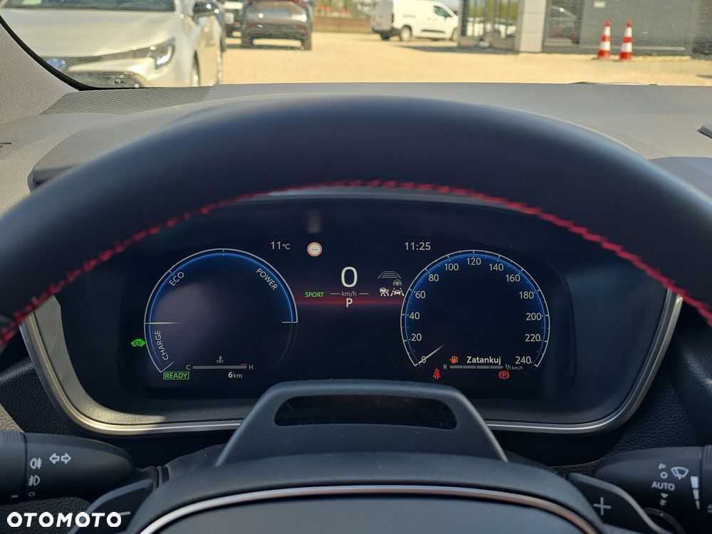 Toyota Corolla 2.0 Hybrid GR Sport - 17
