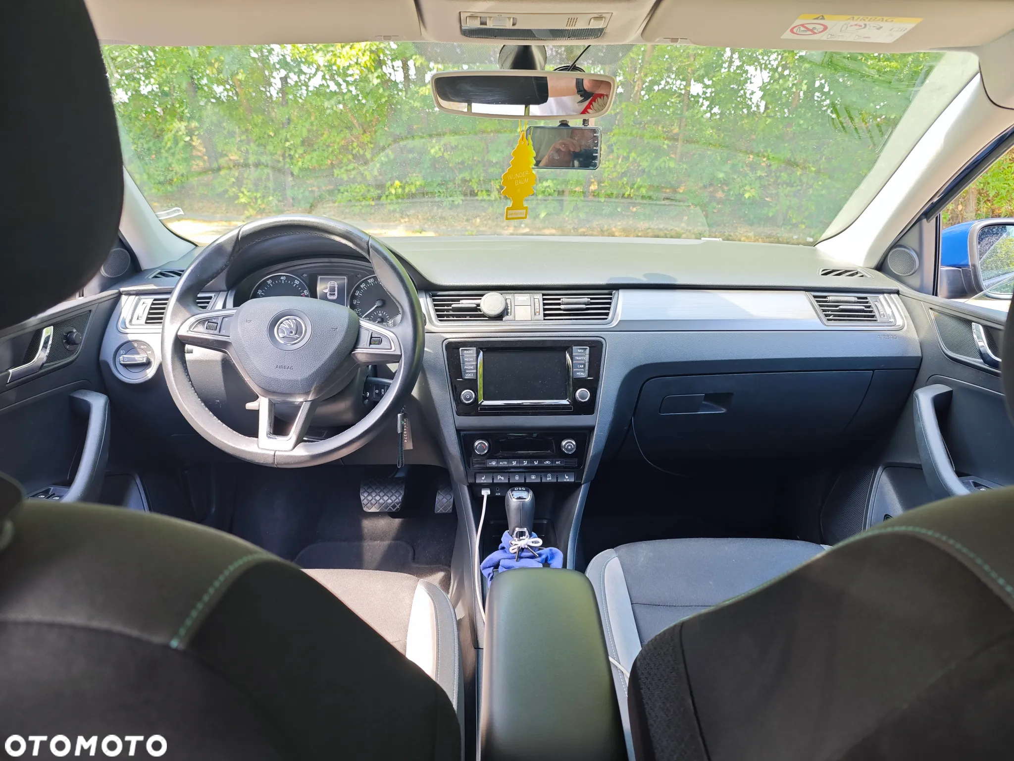 Skoda RAPID 1.4 TSI Joy DSG - 8